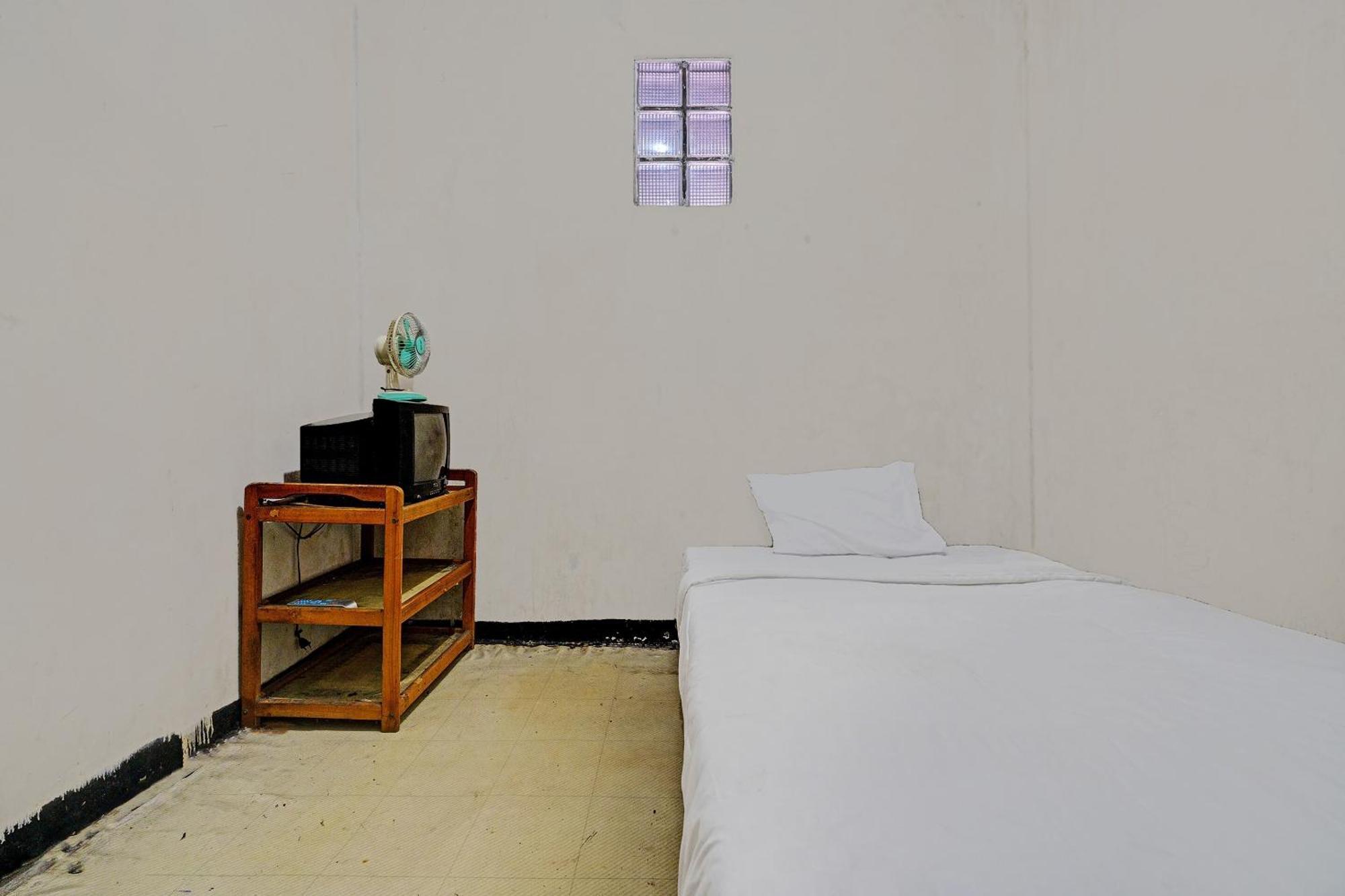Oyo Life 92709 Kost Teras Cikapundung Syariah Hotel Bandung Luaran gambar